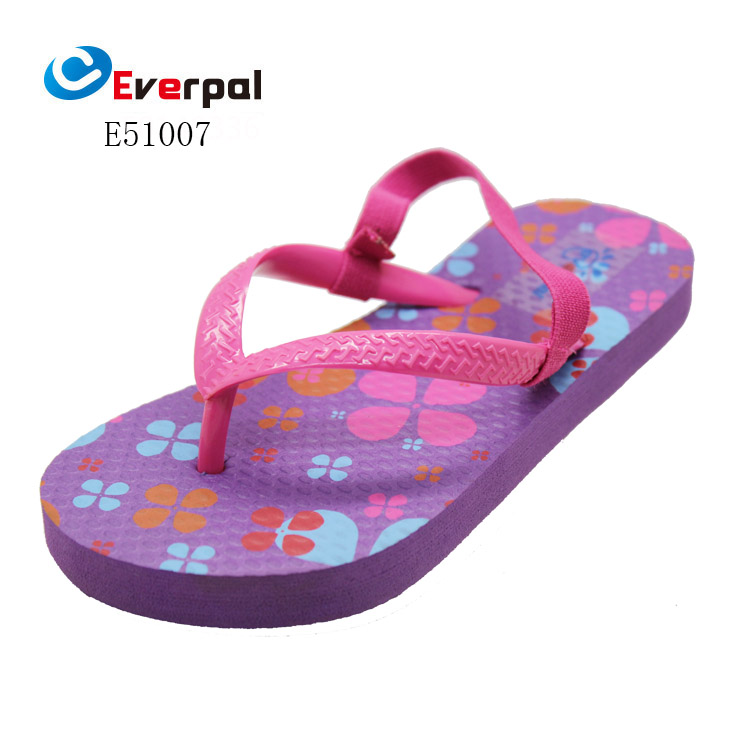 Một số thông tin về dép xỏ ngón trẻ em